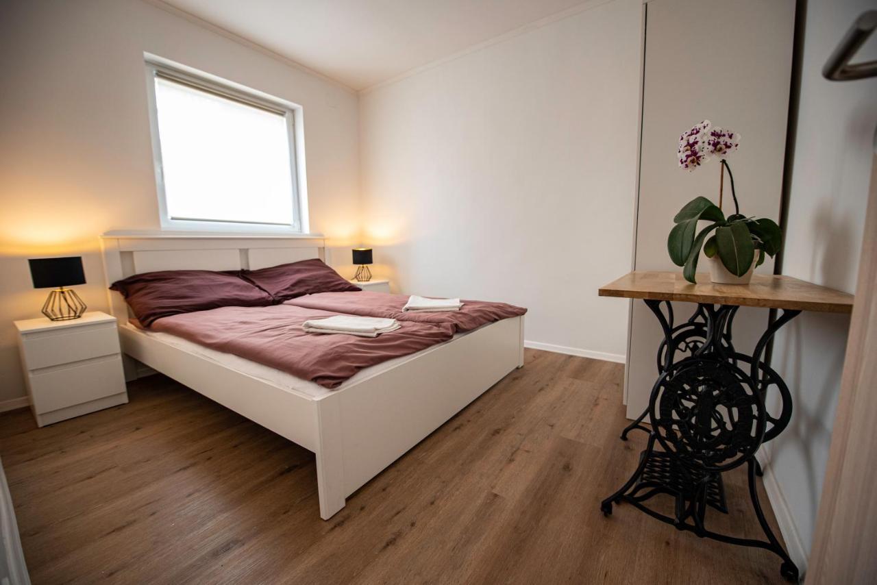 Pitypang Apartman Kapolnasnyek Exterior foto